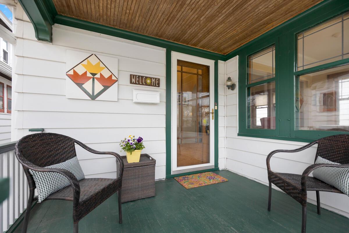 3272 South 15th PLACE