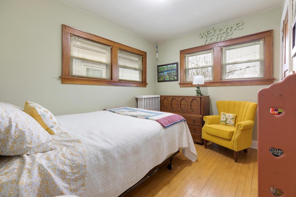 3272 South 15th PLACE