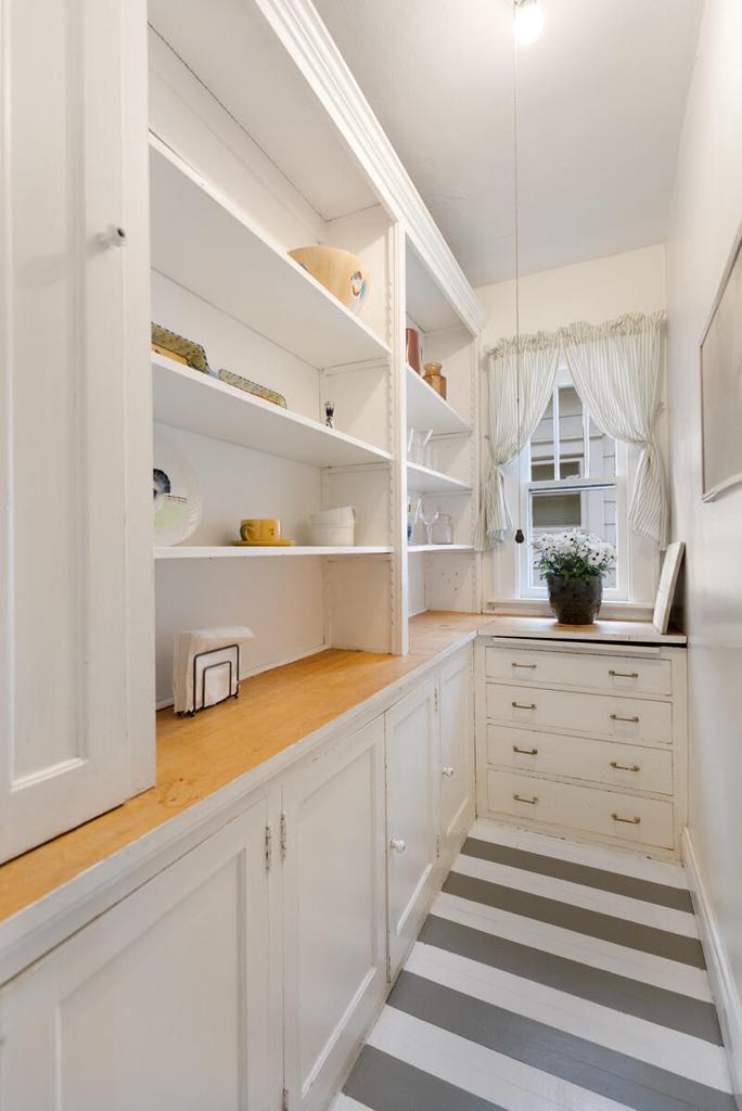 3272 South 15th PLACE