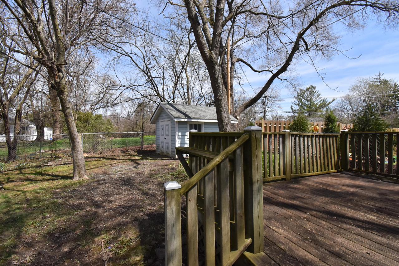 1710 South East LANE