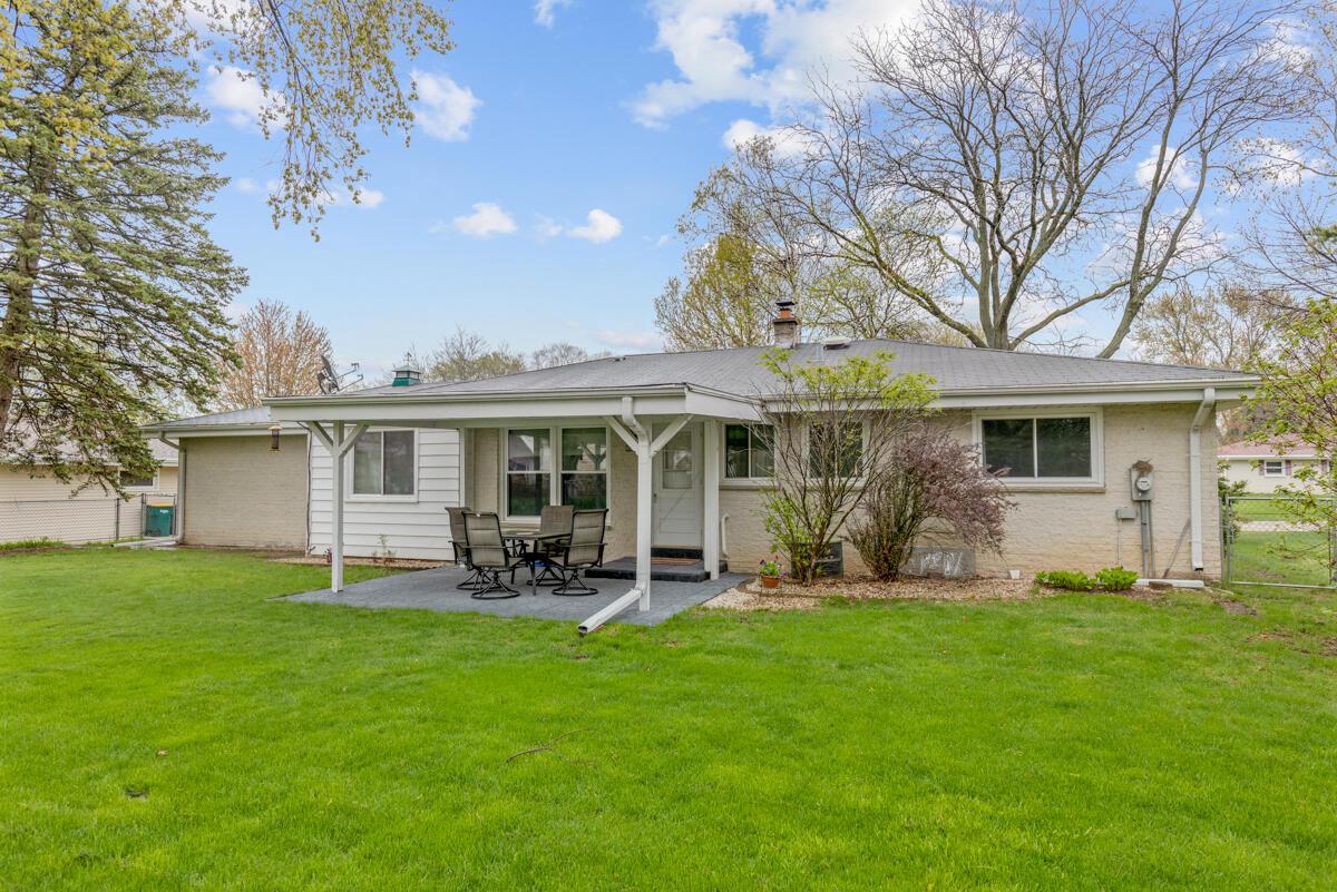 510 East Laverne DRIVE