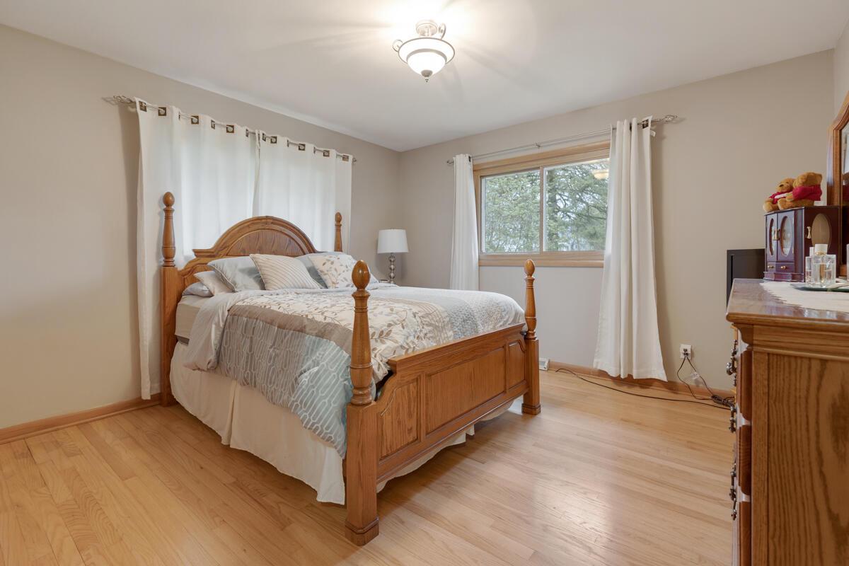 510 East Laverne DRIVE