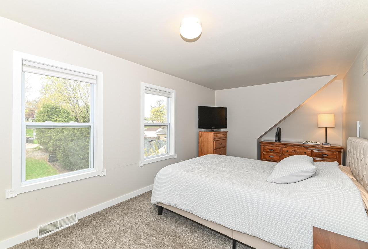 2923 South 91st STREET