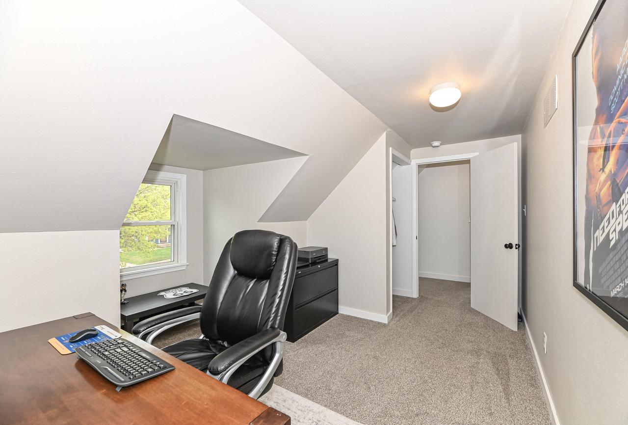 2923 South 91st STREET