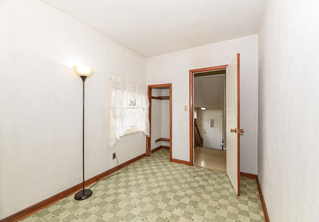 25411 West Loomis ROAD