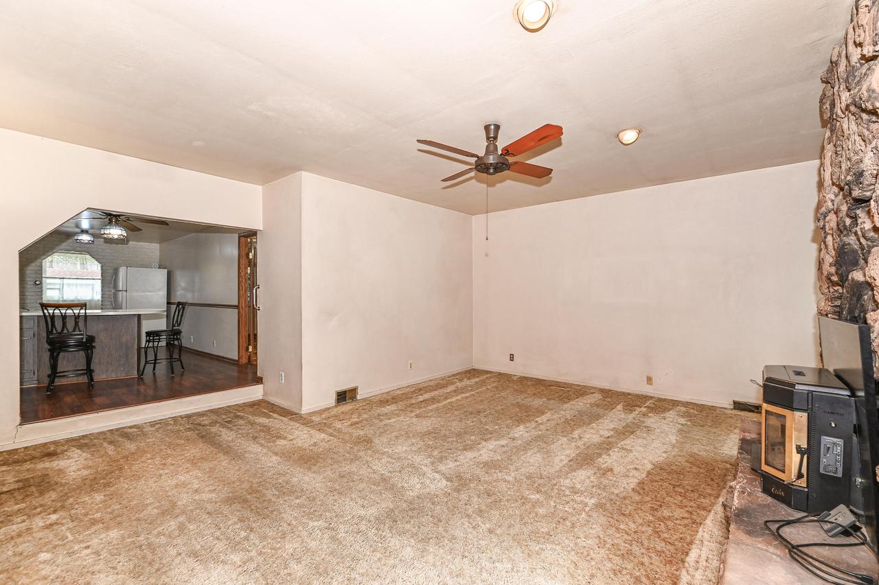 25411 West Loomis ROAD