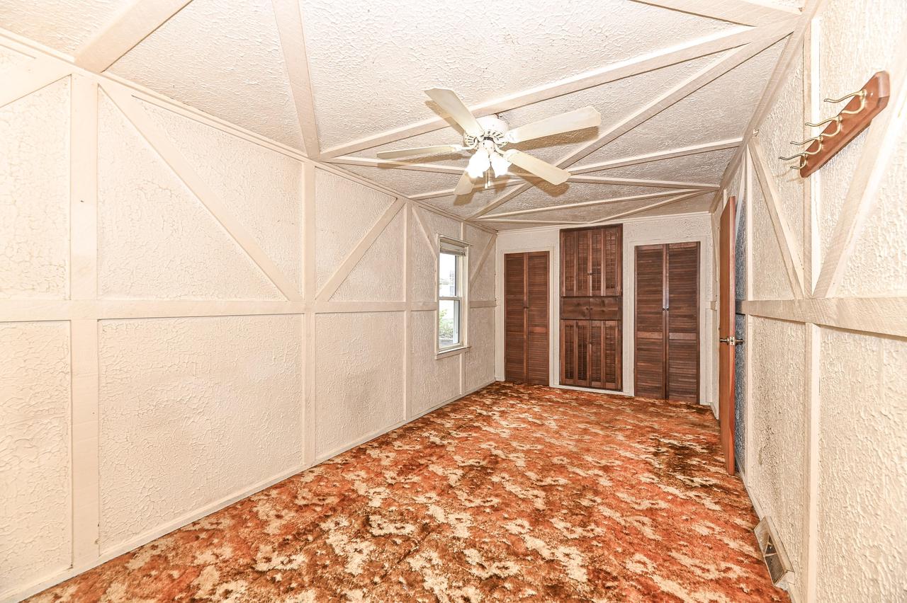 25411 West Loomis ROAD