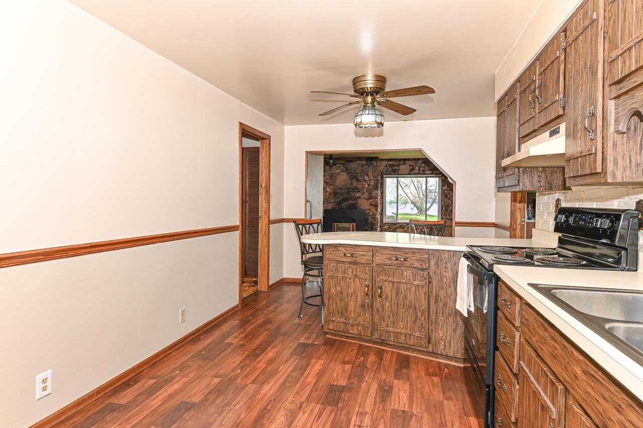 25411 West Loomis ROAD