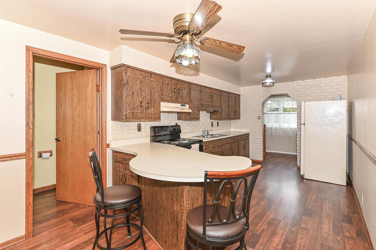 25411 West Loomis ROAD