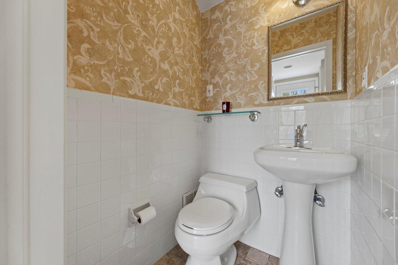 4773 North Marlborough DRIVE