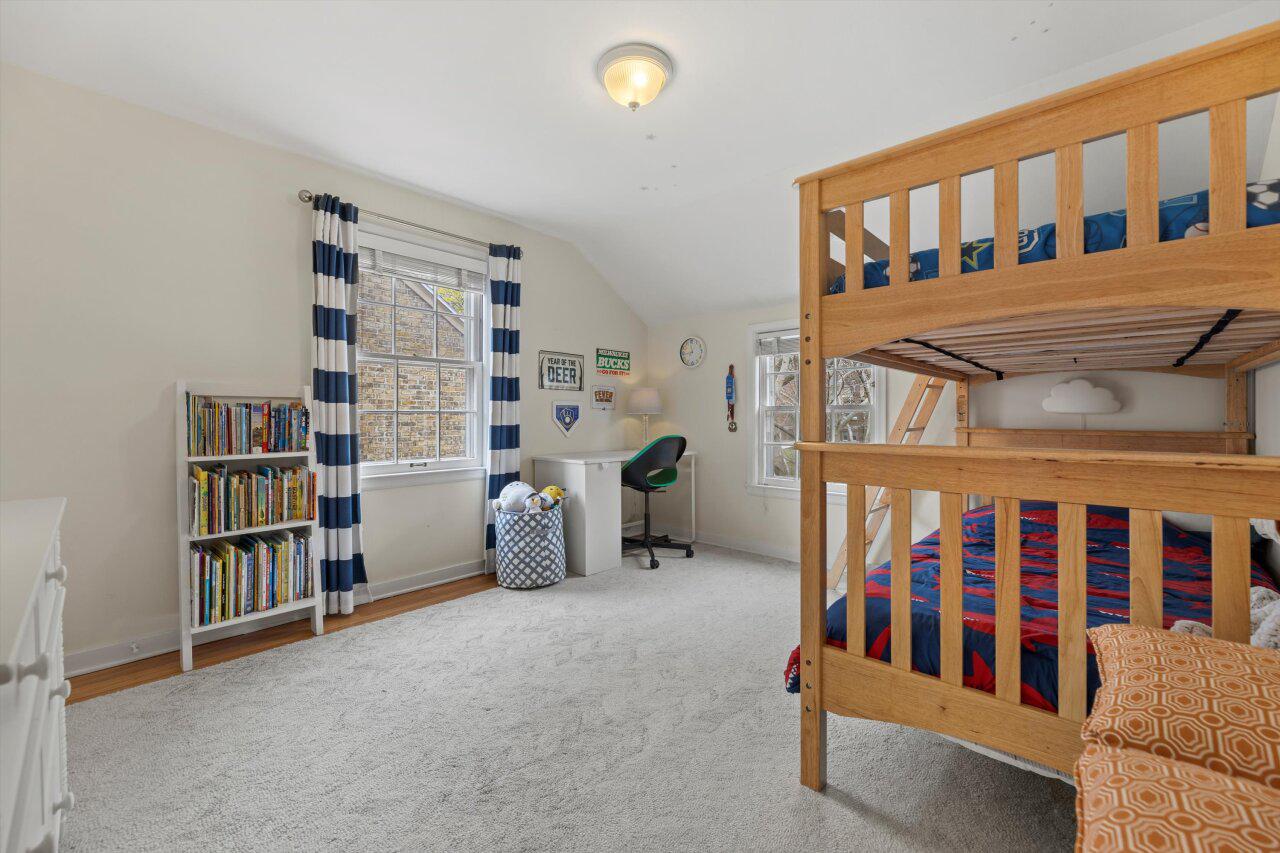 4773 North Marlborough DRIVE