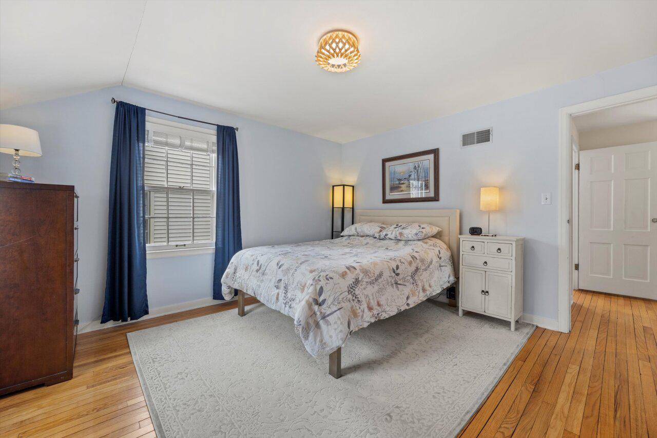 4773 North Marlborough DRIVE