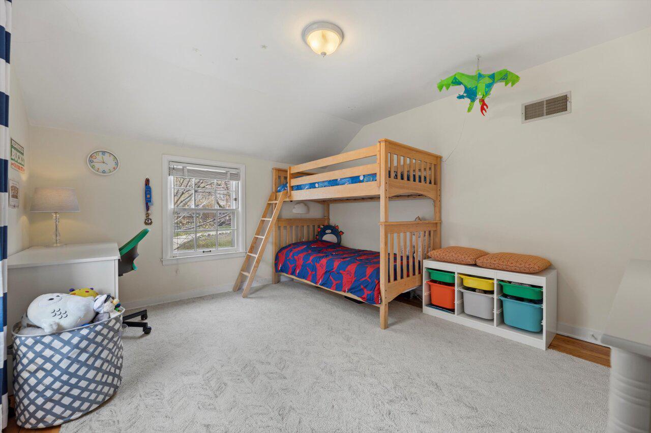 4773 North Marlborough DRIVE