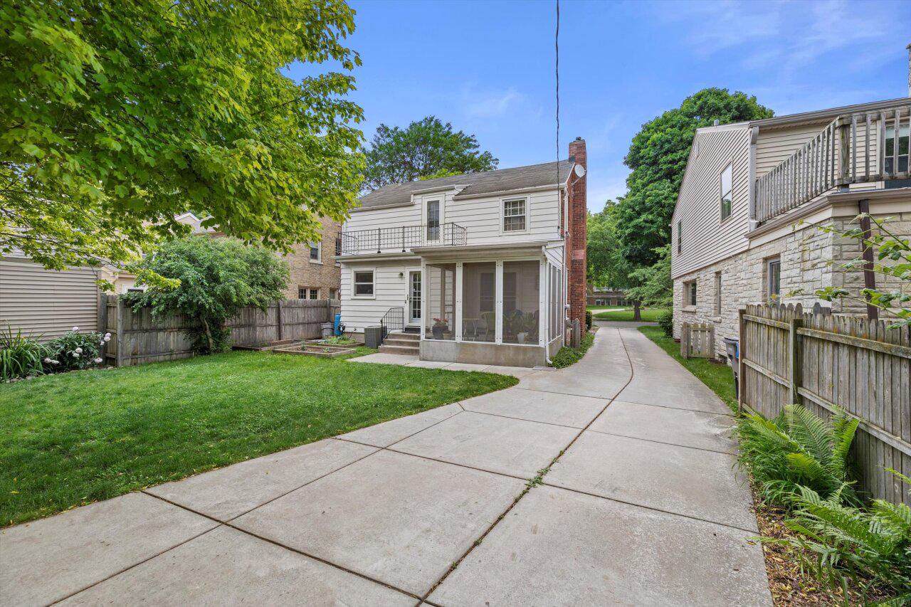 4773 North Marlborough DRIVE