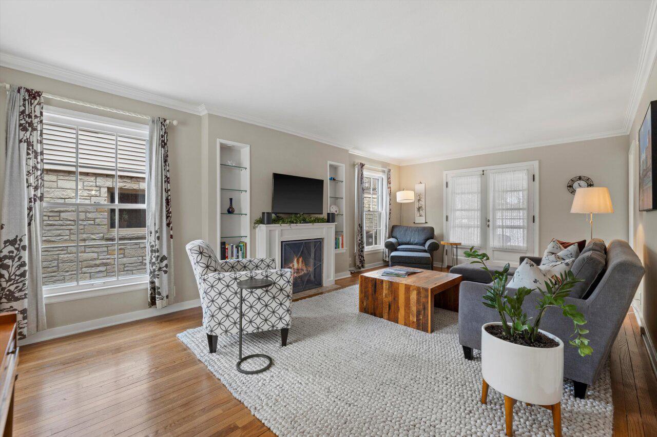 4773 North Marlborough DRIVE