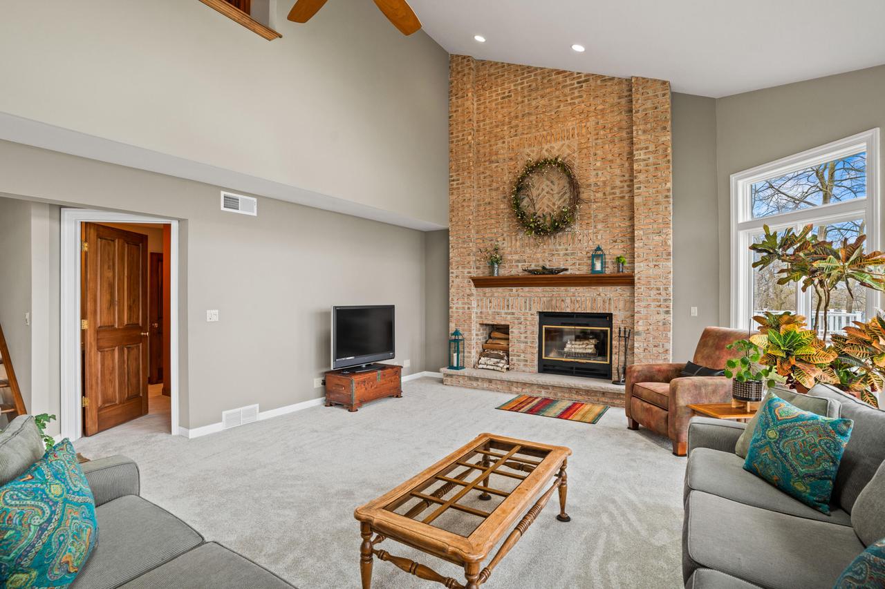 W290N8220 Florencetta HEIGHTS