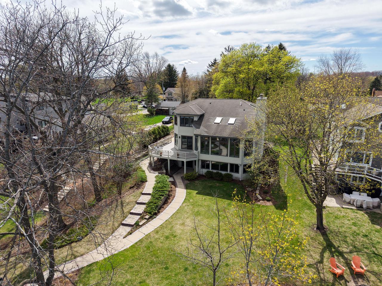 W290N8220 Florencetta HEIGHTS