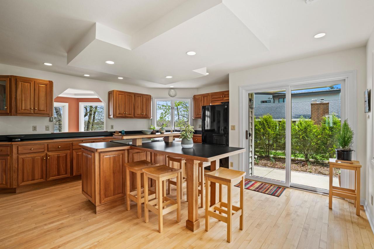 W290N8220 Florencetta HEIGHTS