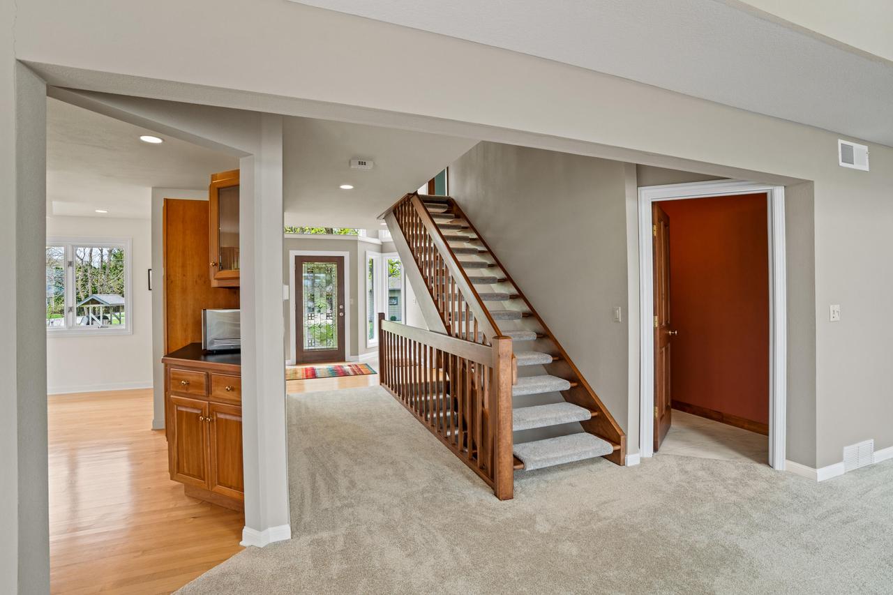 W290N8220 Florencetta HEIGHTS