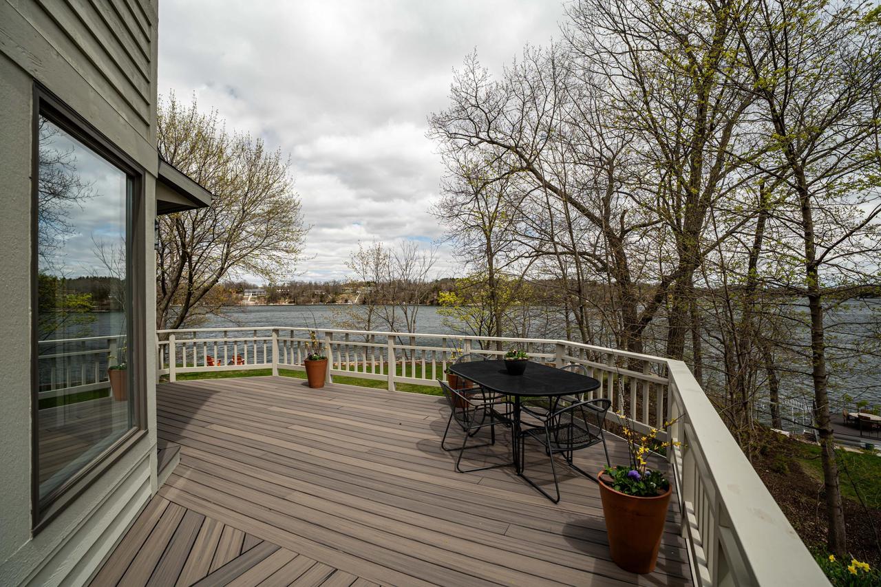 W290N8220 Florencetta HEIGHTS