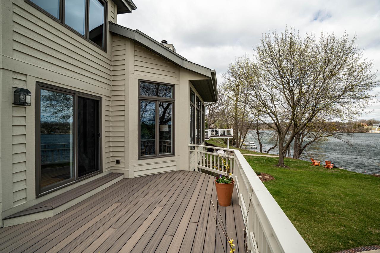 W290N8220 Florencetta HEIGHTS