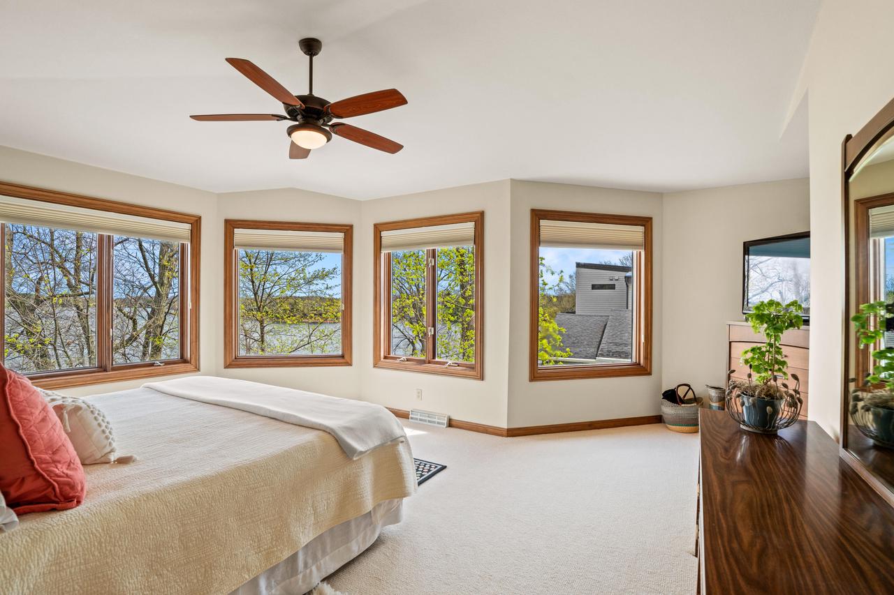 W290N8220 Florencetta HEIGHTS