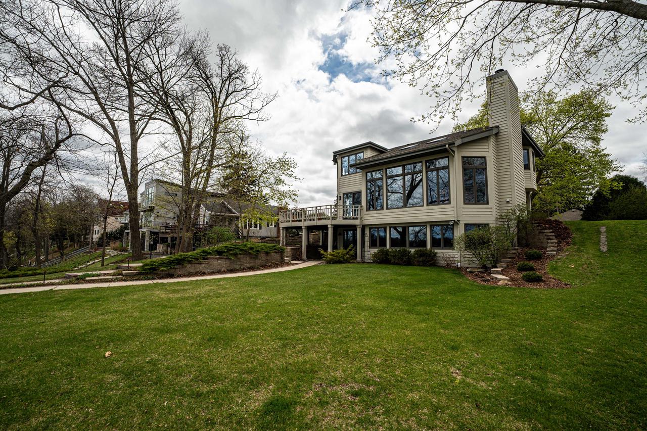 W290N8220 Florencetta HEIGHTS