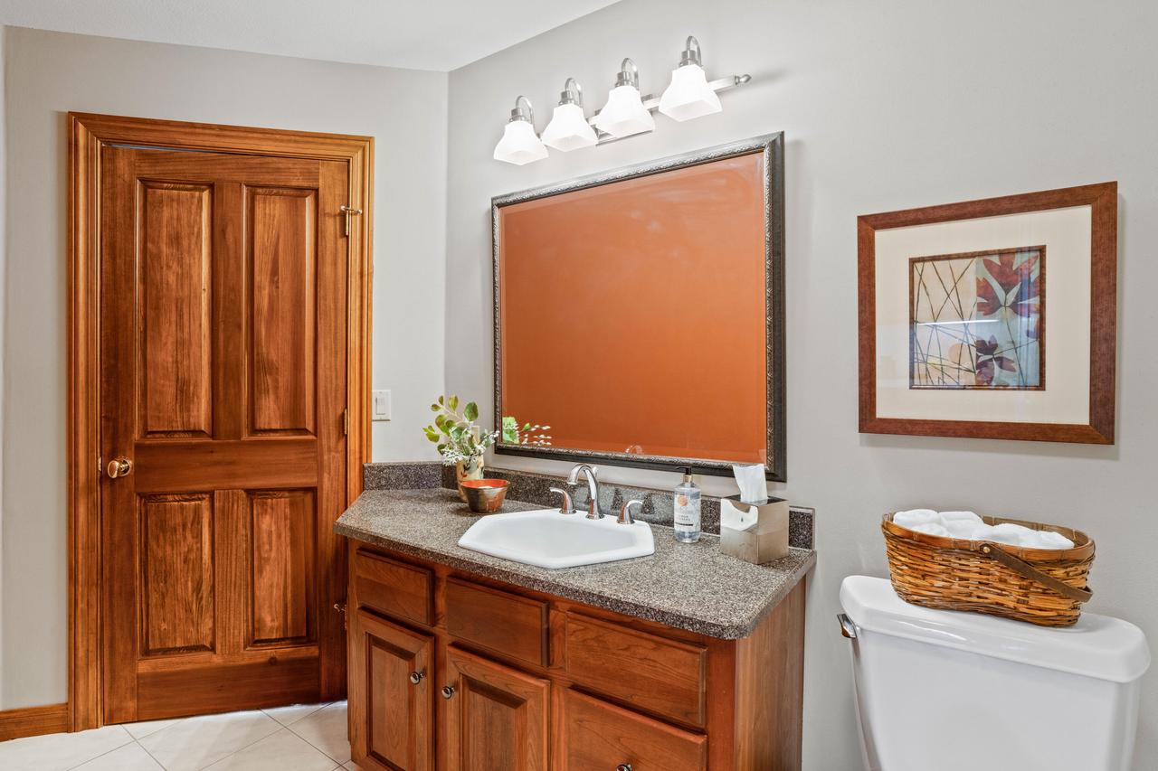 W290N8220 Florencetta HEIGHTS