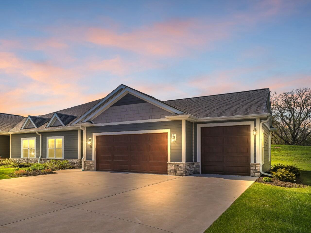 129 Phantom Lake COURT