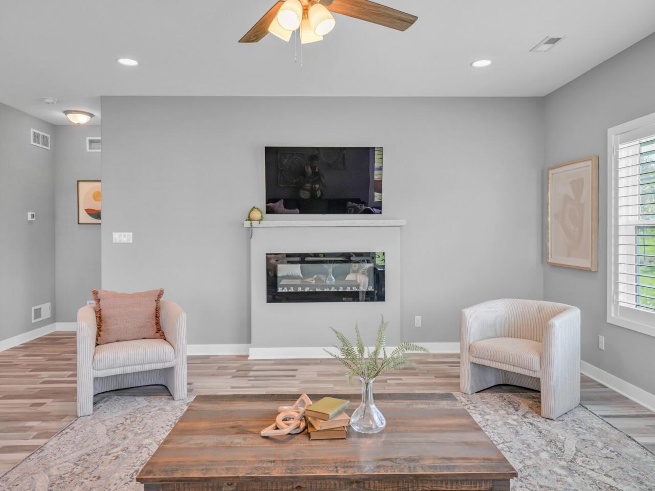 129 Phantom Lake COURT