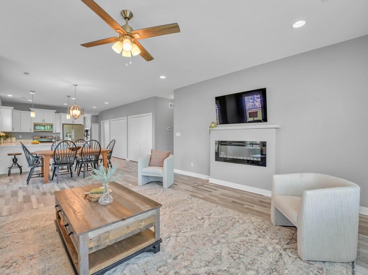 129 Phantom Lake COURT