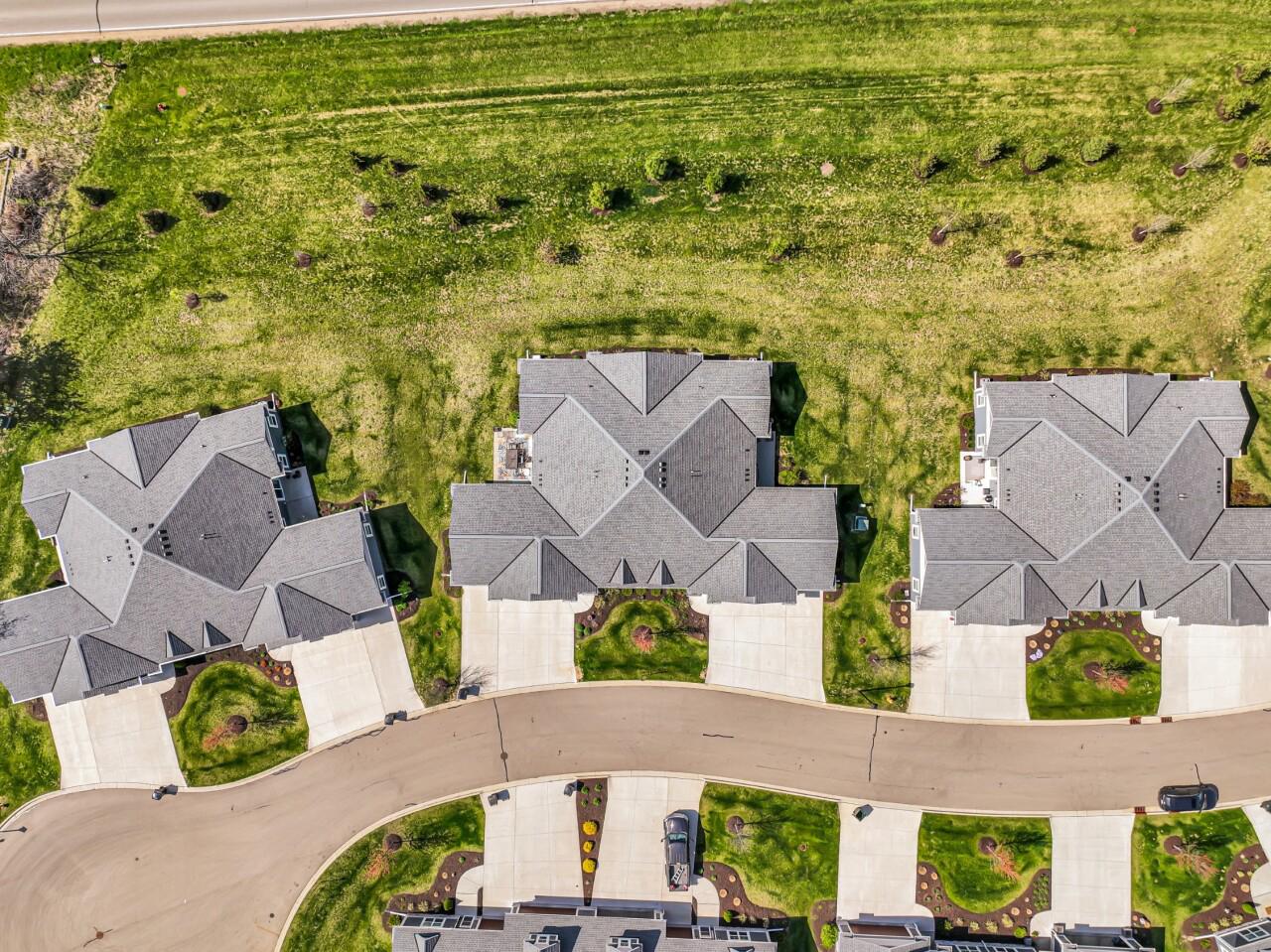 129 Phantom Lake COURT