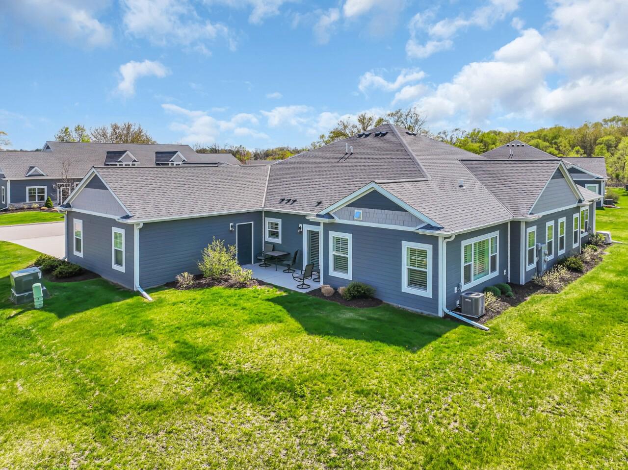 129 Phantom Lake COURT