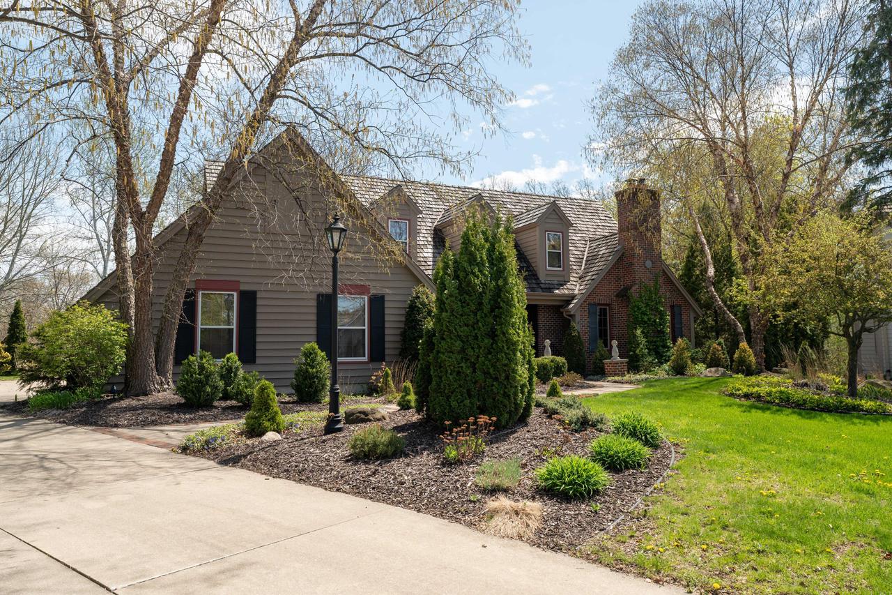 8266 South Country Club CIRCLE