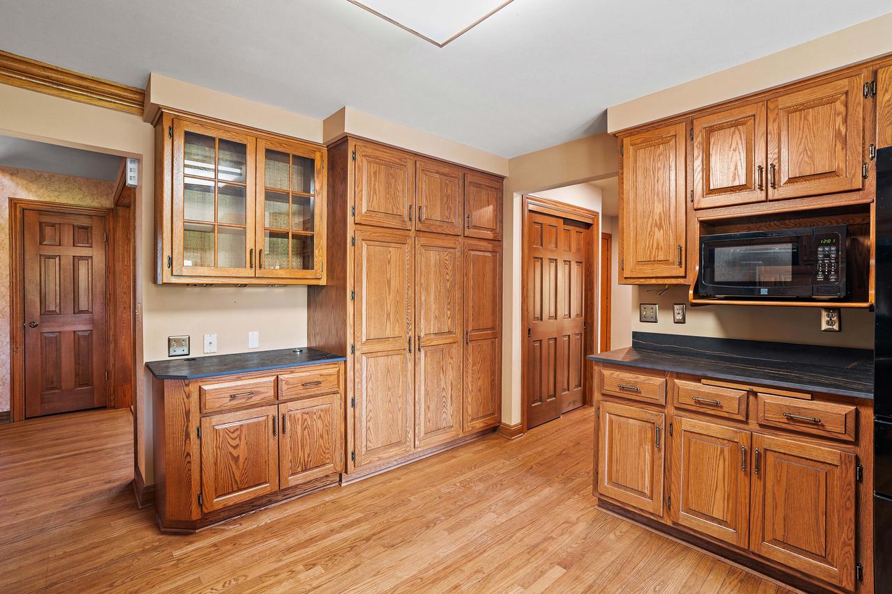 8266 South Country Club CIRCLE