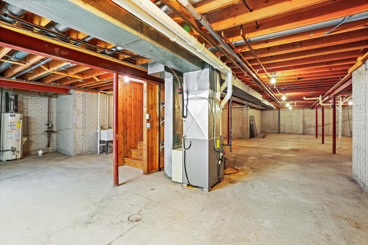 8266 South Country Club CIRCLE