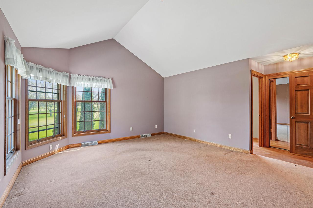 8266 South Country Club CIRCLE