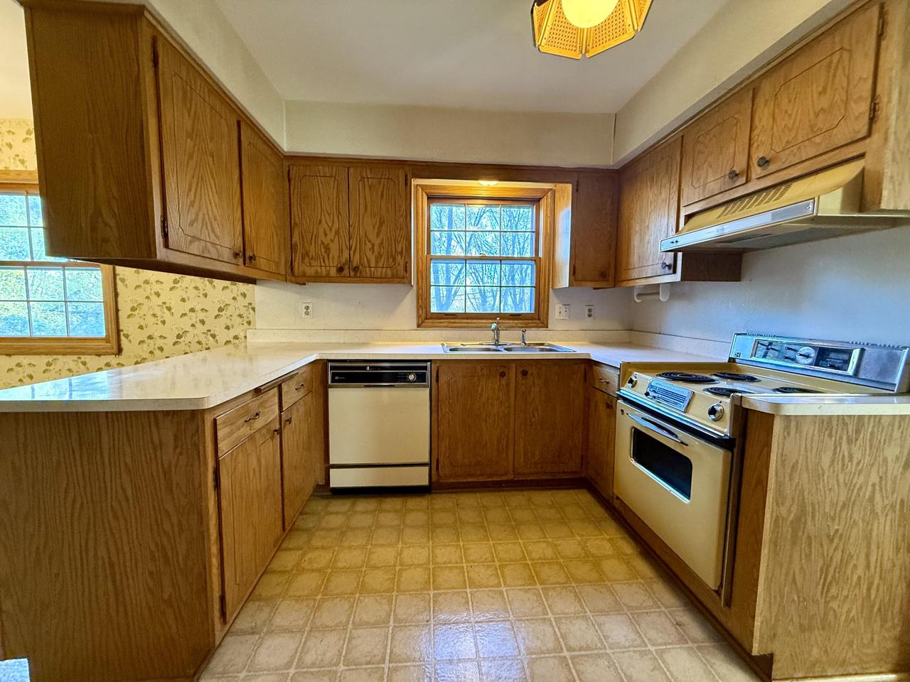 13875 Forest Grove ROAD