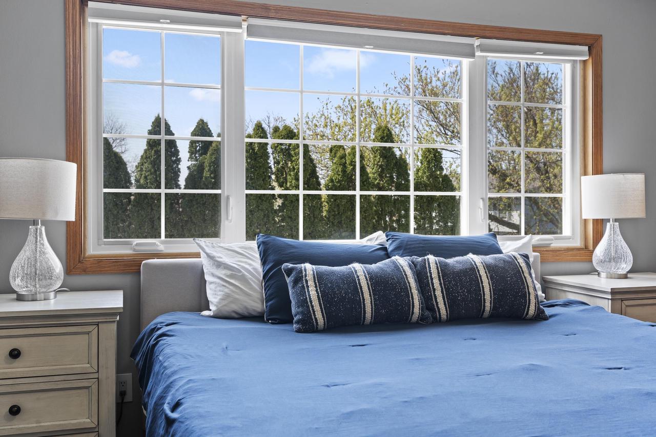 10153 West Whitnall Edge DRIVE B