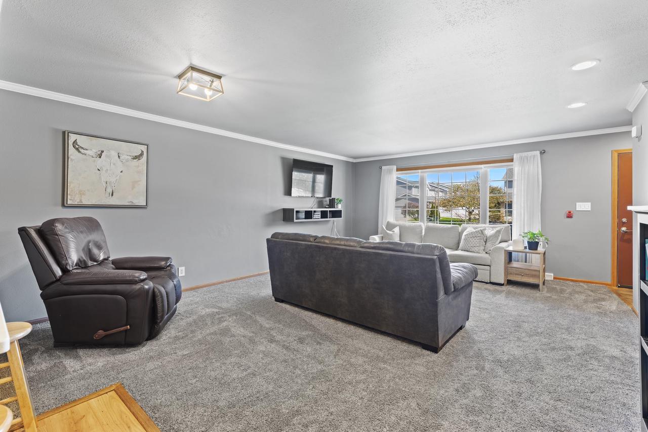 10153 West Whitnall Edge DRIVE B