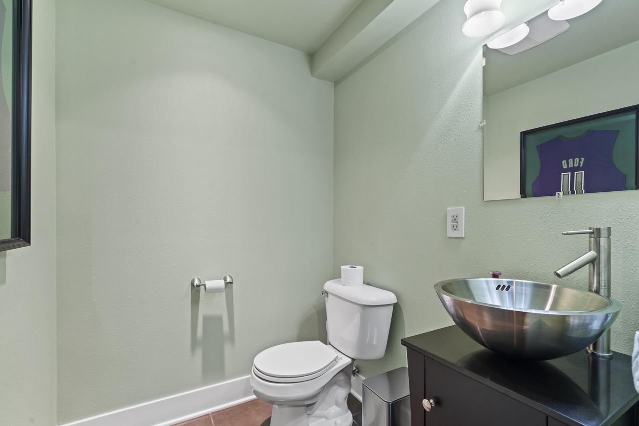 10153 West Whitnall Edge DRIVE B