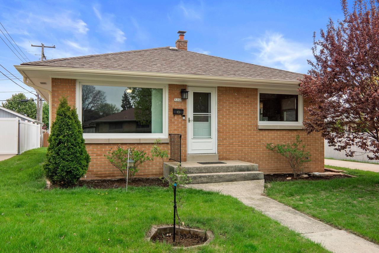 3268 South 86th STREET