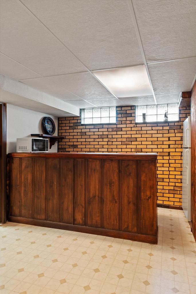 5644 South 39th STREET