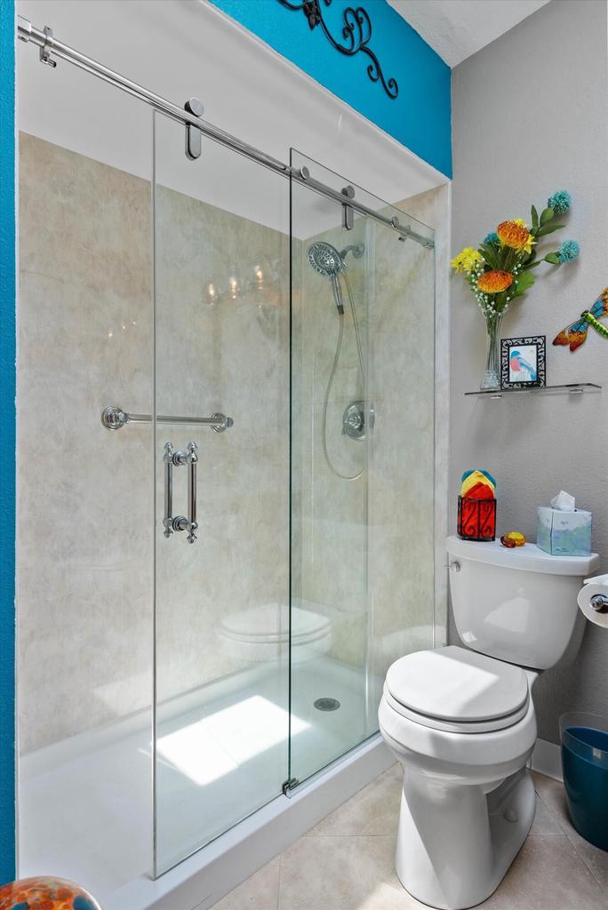 5644 South 39th STREET