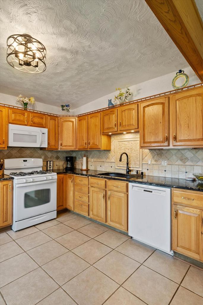 5644 South 39th STREET