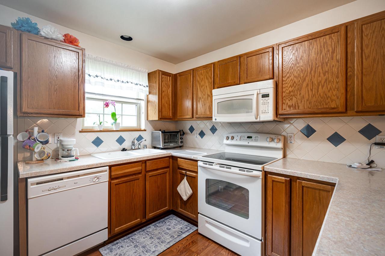 18625 Emerald CIRCLE A