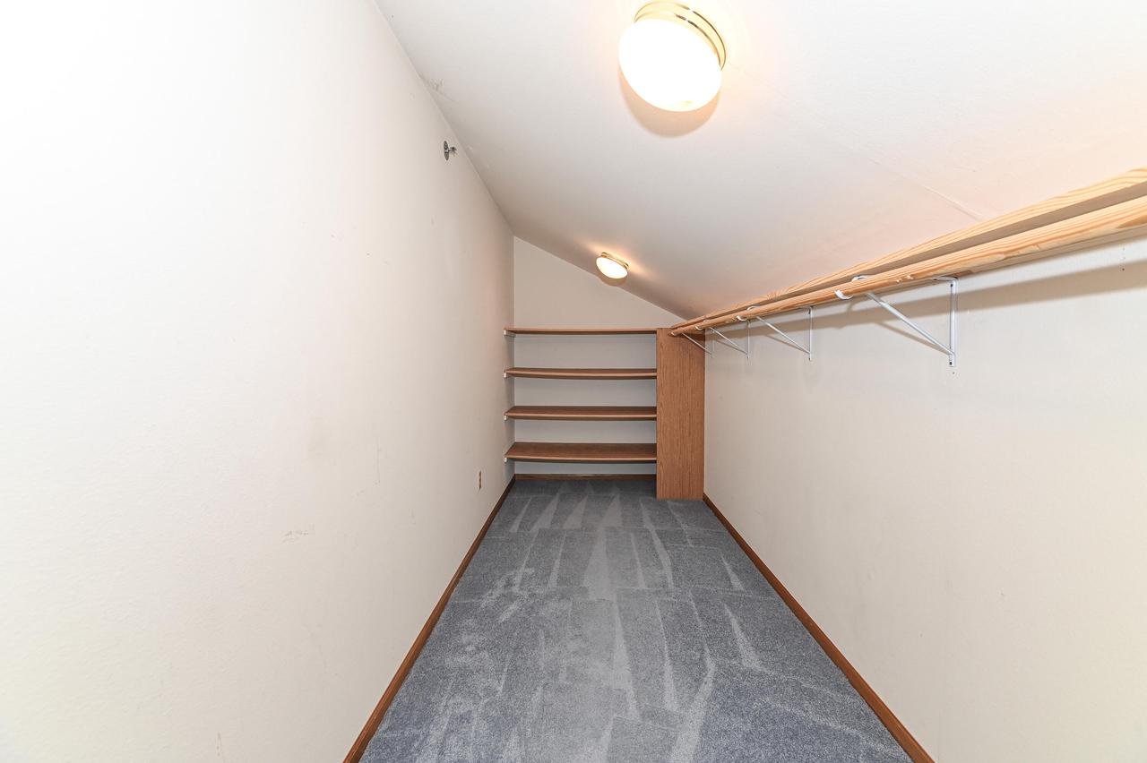 17650 West Lincoln AVENUE