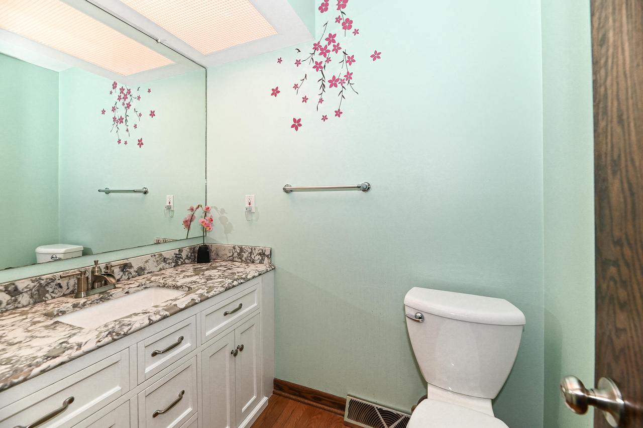 13024 West Fairmount AVENUE