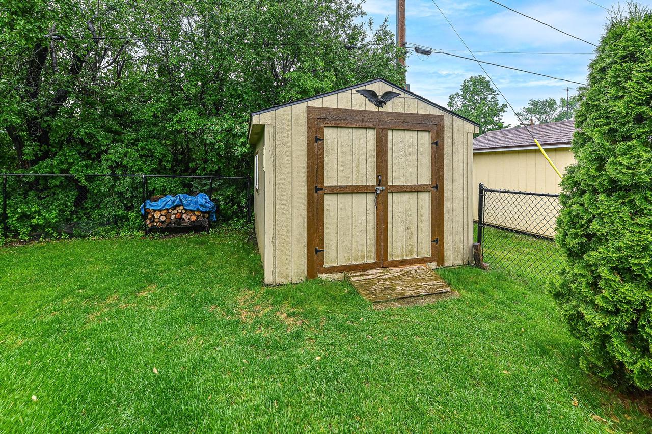 S66W13085 Somerset DRIVE