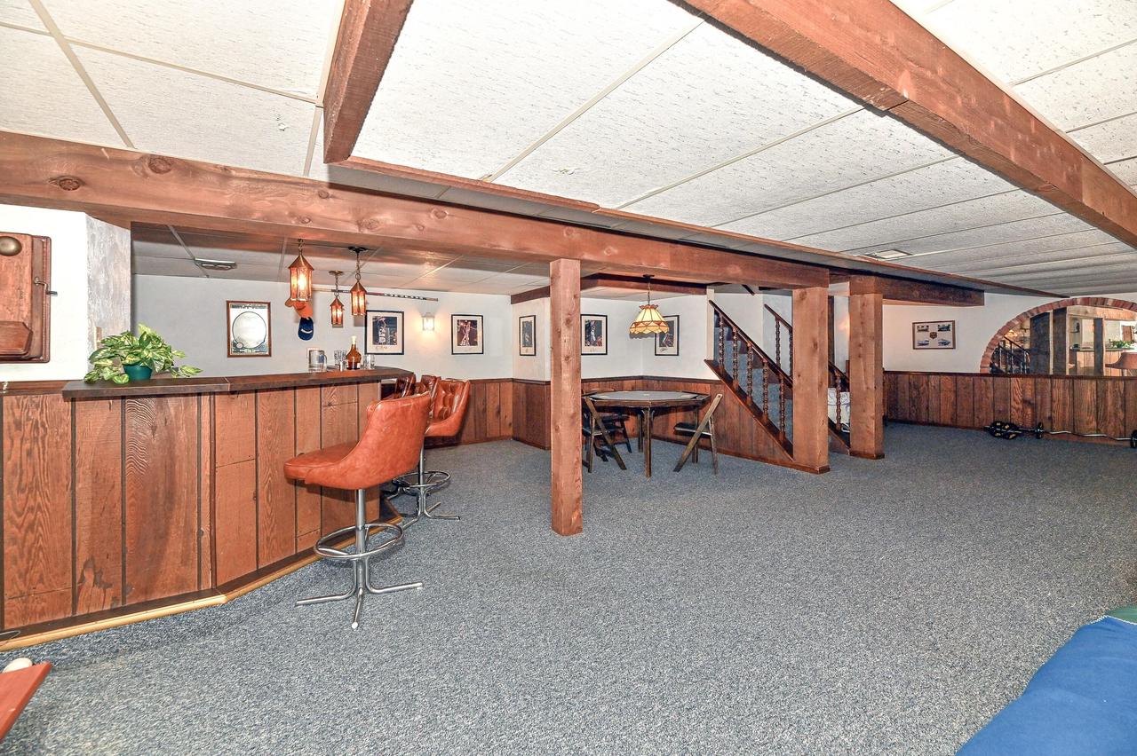 S66W13085 Somerset DRIVE